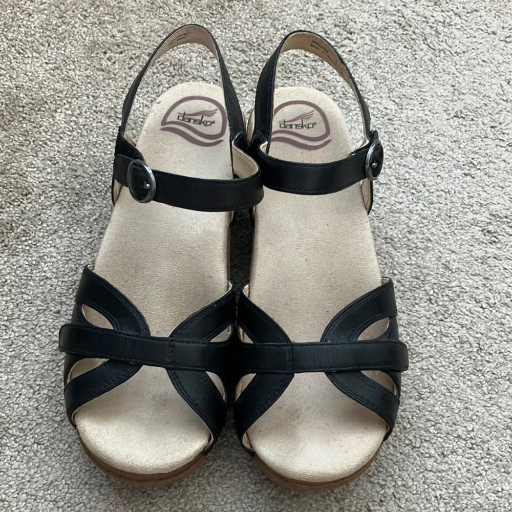 Dansko open toe strap buckle leather black wedge heel shoes size 6.5